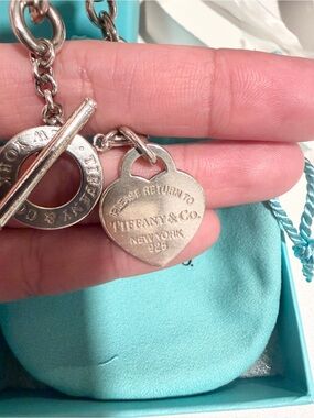 Tiffany & Co. Silver Heart Tag toggle bracelet - small